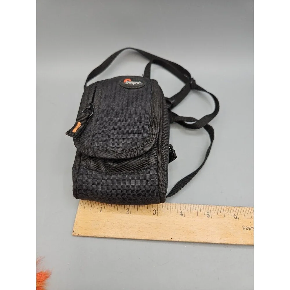 Lowepro Adventura Lp 130 Black Compact Lightweight Camera Bag Shoulder Strap